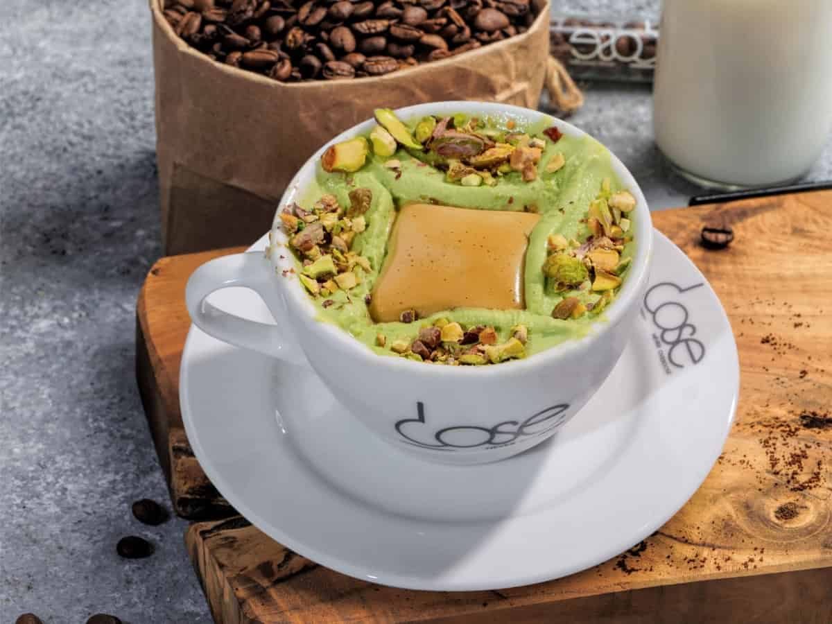 افوكاتو بيستاشيو